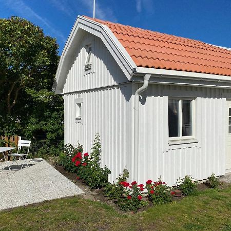 Attefallshus Pa Aengoe I Kalmar Exteriér fotografie