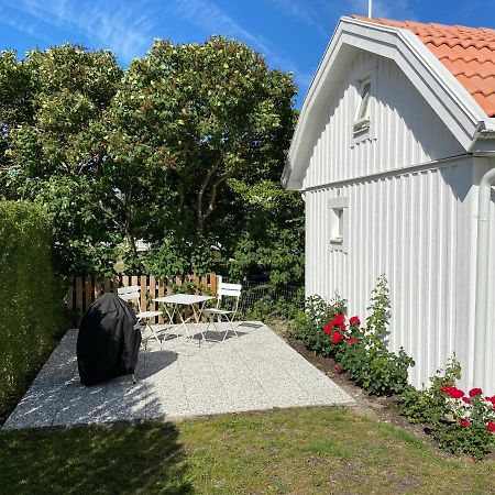 Attefallshus Pa Aengoe I Kalmar Exteriér fotografie