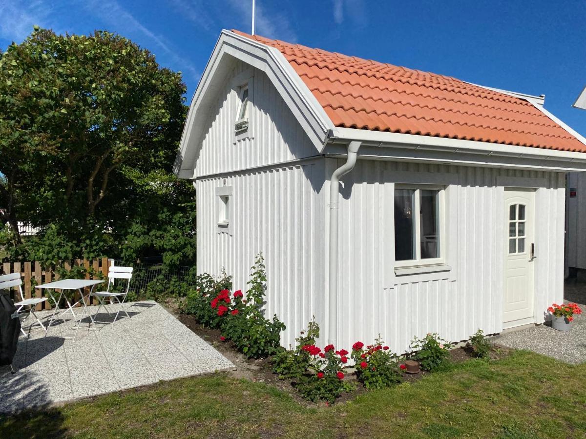 Attefallshus Pa Aengoe I Kalmar Exteriér fotografie